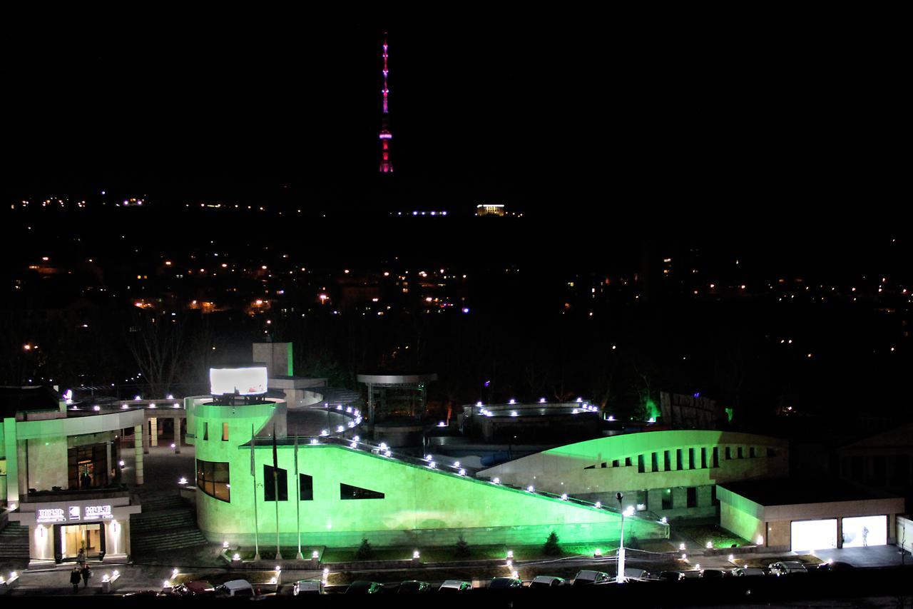 Vivid 2 Bedroom Apt. Jerevan Exteriér fotografie